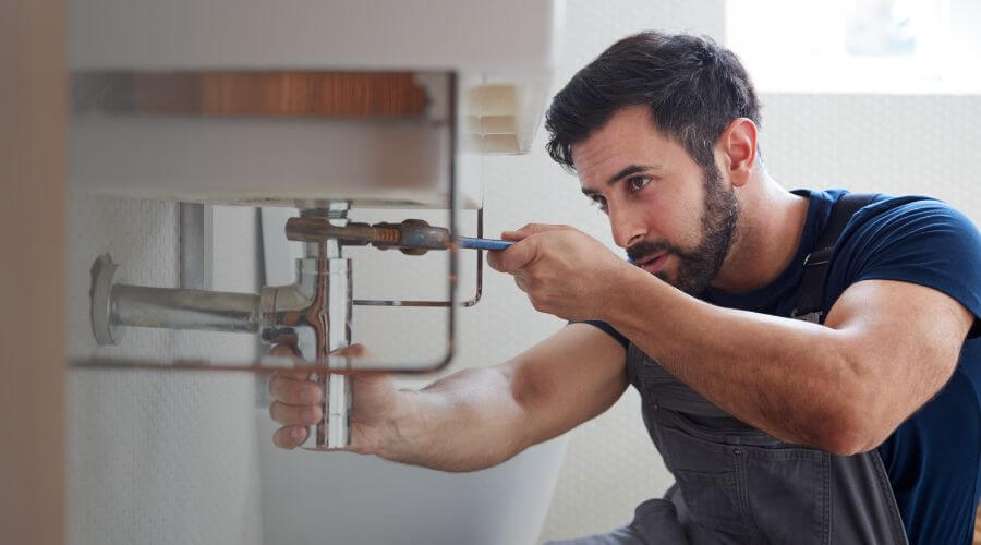 Sink faucet replacement in Mentmore, NM
